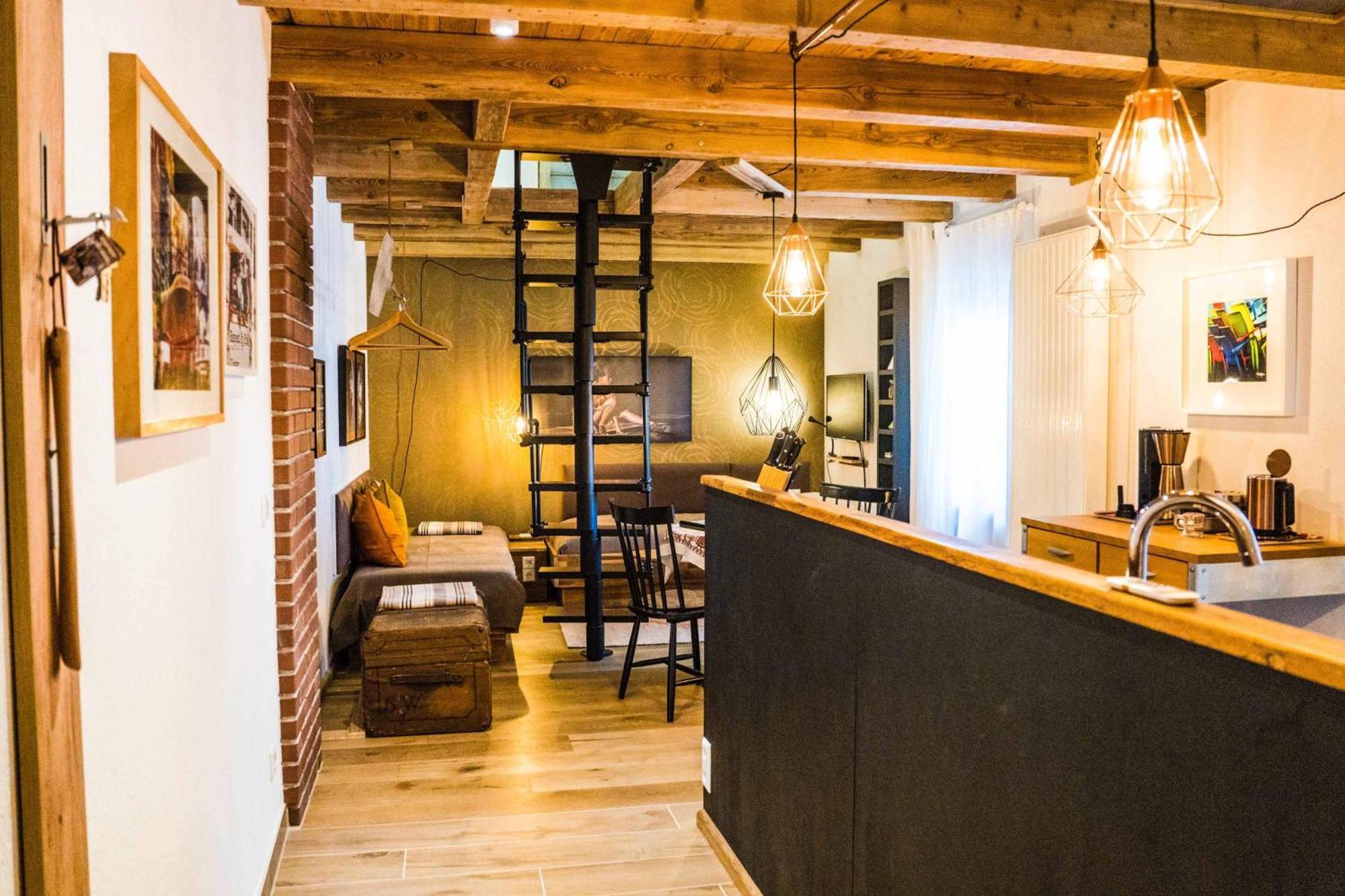 Besighomes Apartment Tiny House เบอซิกไฮม์ ภายนอก รูปภาพ